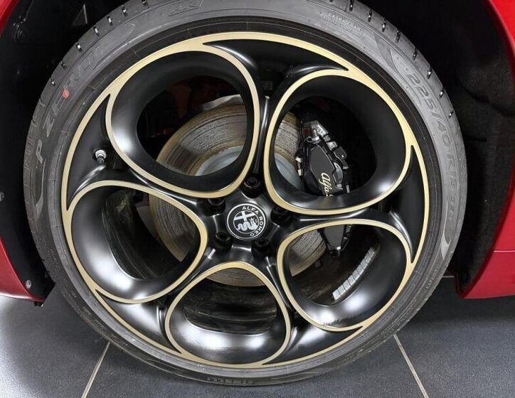 Alfa Romeo Giulia Ostatní 2,0 l 206 kw