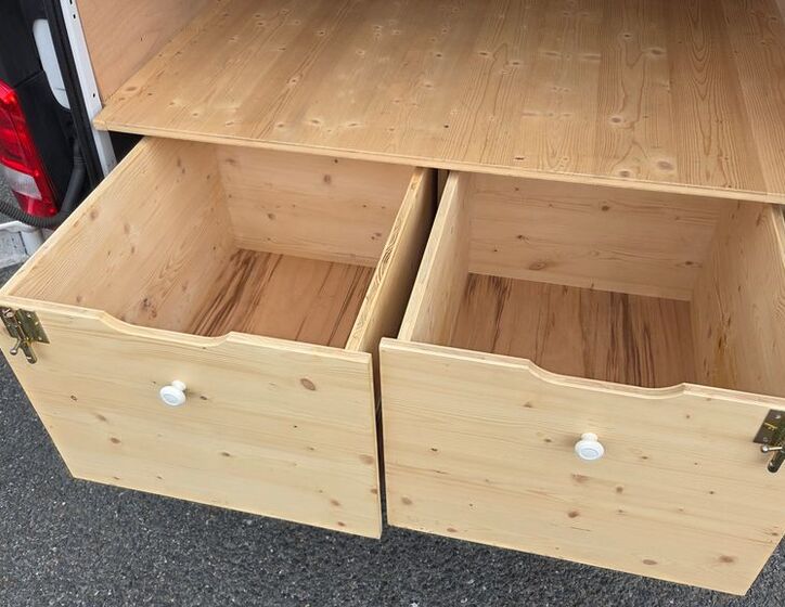 Mercedes-Benz Vito 18