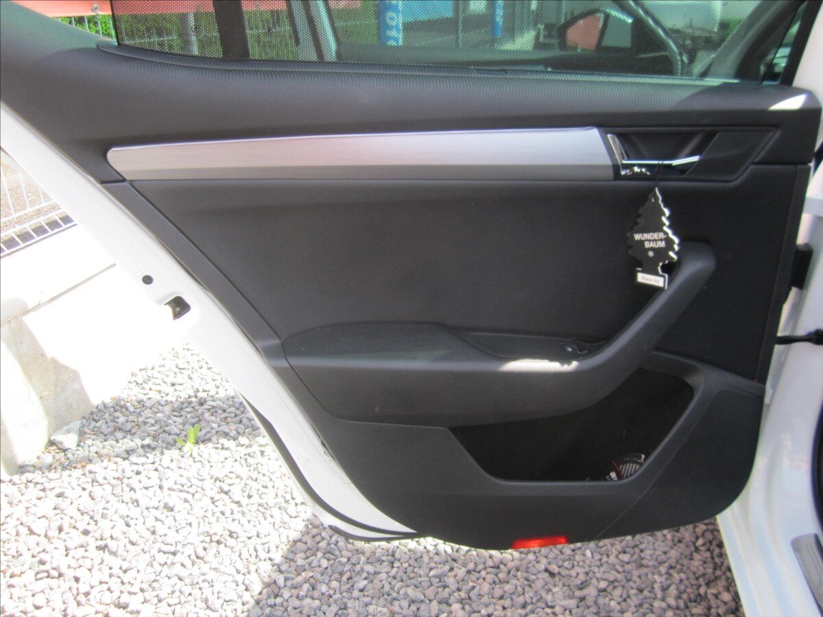 Škoda Superb Sedan 2,0 l 110 kw