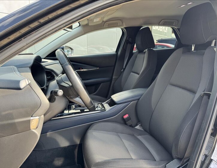 Mazda CX-30 CUV / Crossover 2,0 l 132 kw