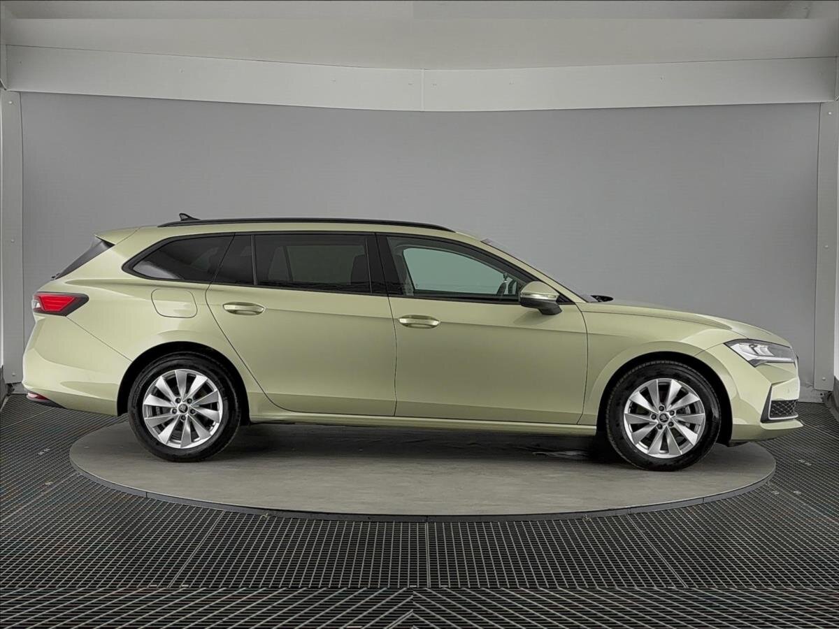 Škoda Superb Kombi 2,0 l 110 kw