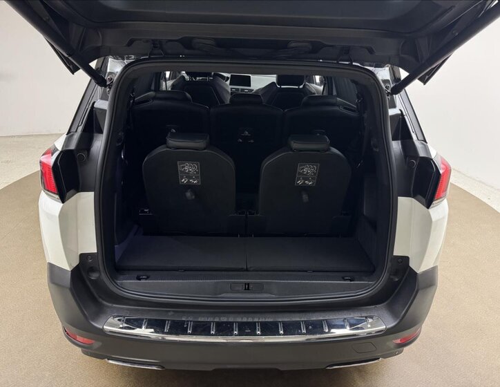 Peugeot 5008 SUV / Terénní 2,0 l 133 kw