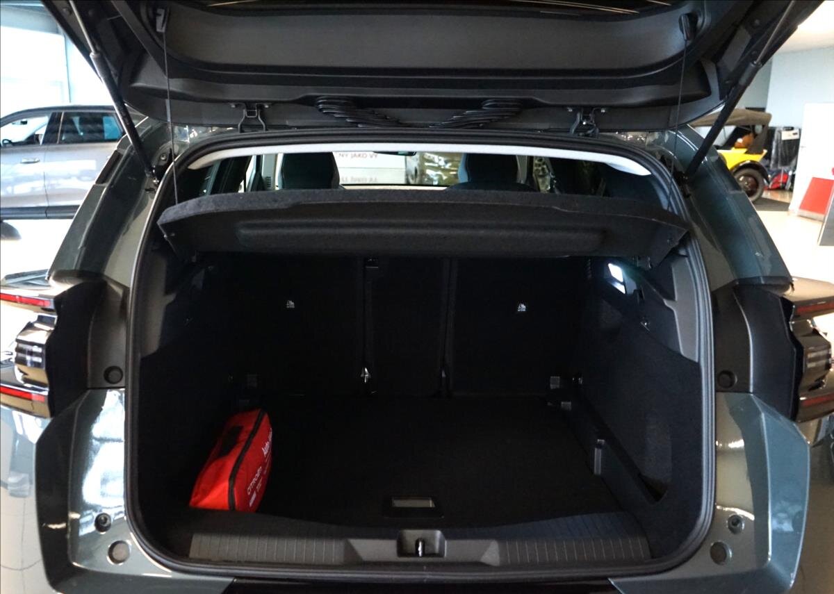 Citroën C5 Aircross SUV / Terénní 1,2 l 107 kw