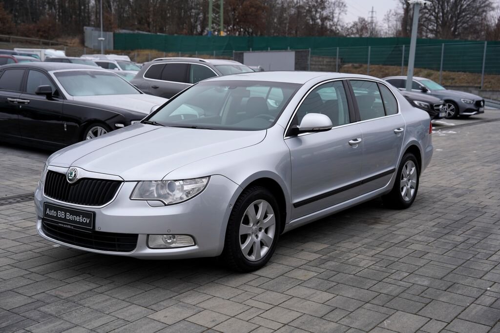 Škoda Superb Sedan 1,8 l 118 kw