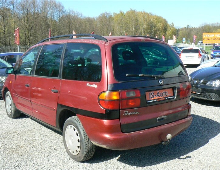 Volkswagen Sharan Kombi 1,9 l 66 kw