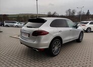 Porsche Cayenne Kombi 3,0 l 180 kw