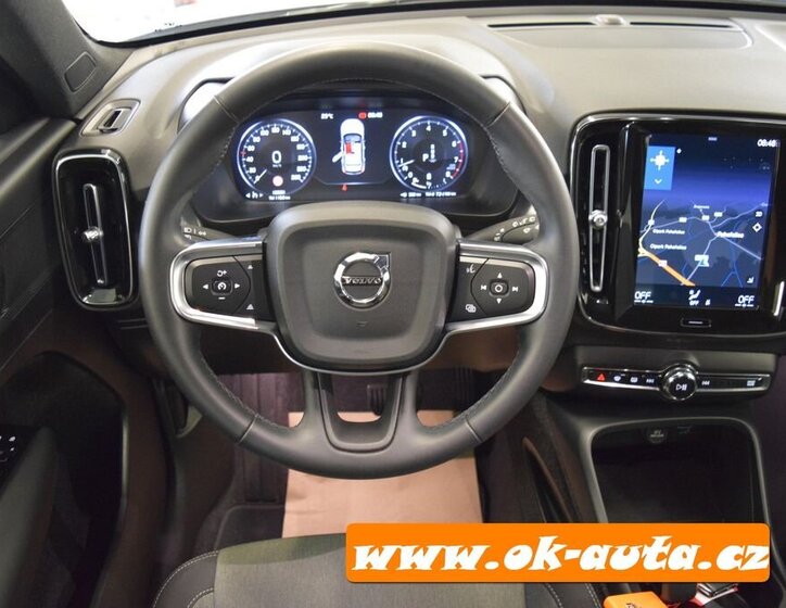 Volvo XC40 SUV 2,0 l 120 kw