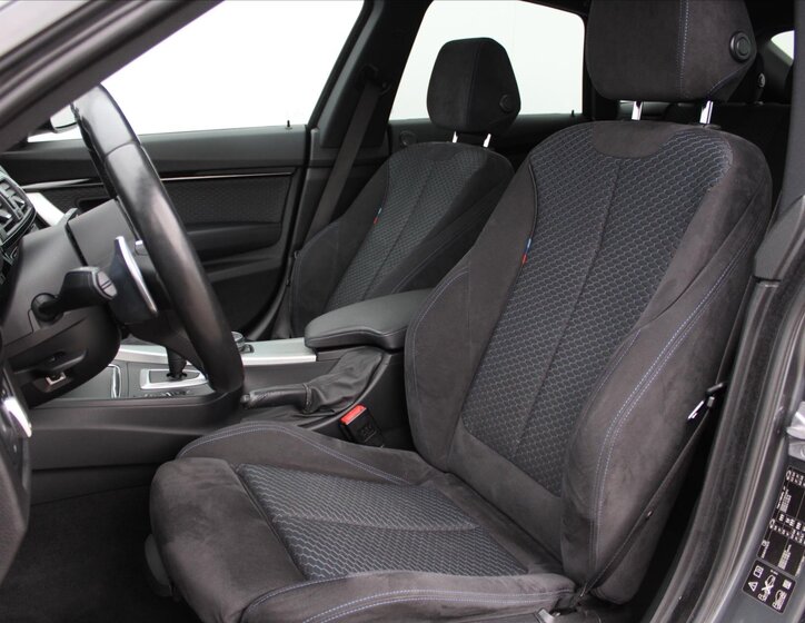 BMW Řada 3 Liftback 3,0 l 190 kw