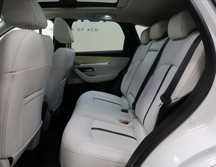 Mazda CX-60 SUV / Terénní 2,5 l 241 kw