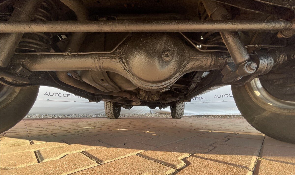 Suzuki Jimny SUV / Terénní 1,3 l 63 kw