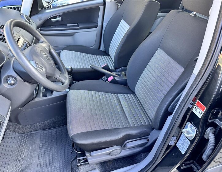 Suzuki SX4 Hatchback 1,6 l 88 kw