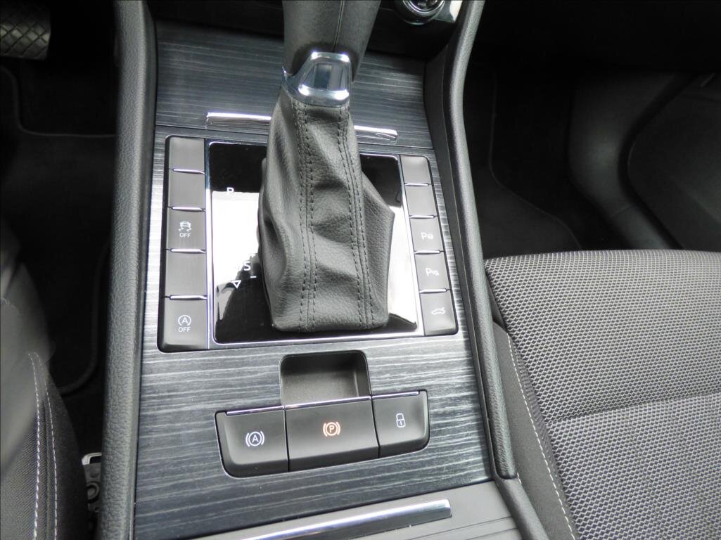 Škoda Superb Kombi 2,0 l 147 kw