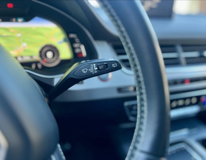 Audi SQ7 SUV / Terénní 4,0 l 320 kw