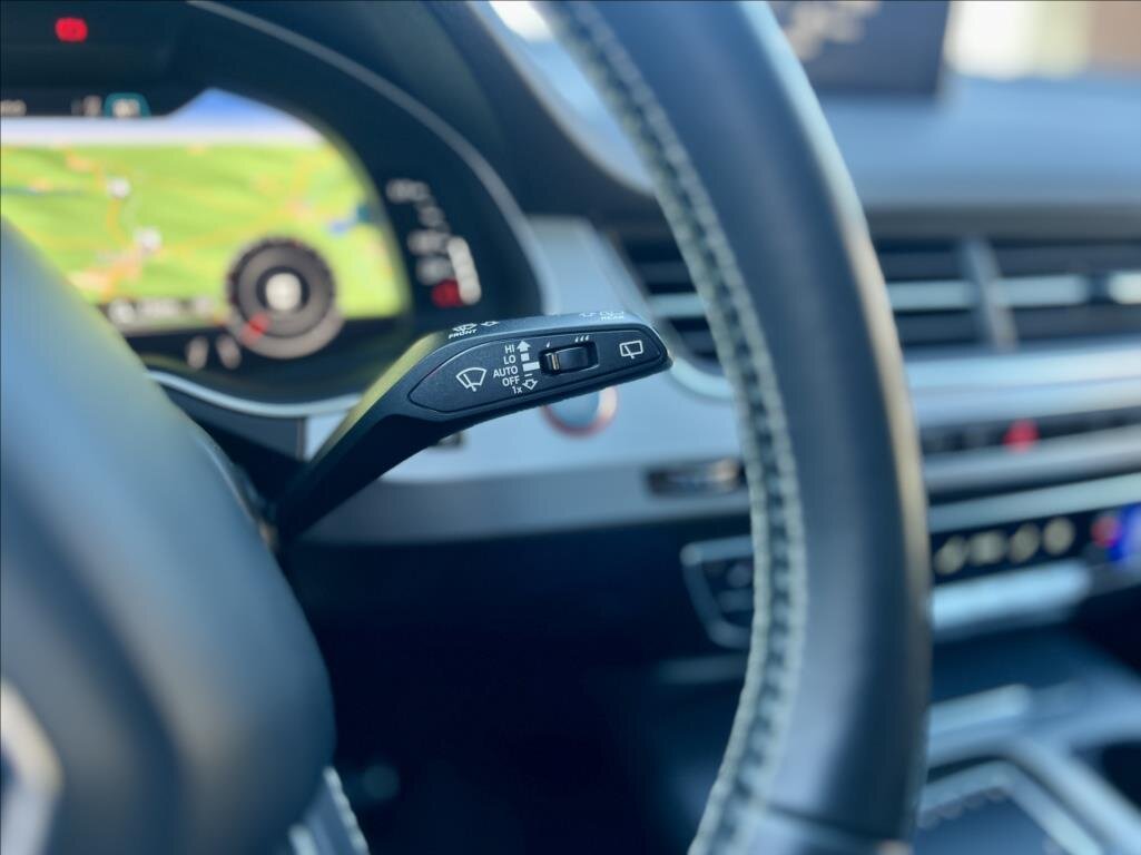 Audi SQ7 SUV / Terénní 4,0 l 320 kw