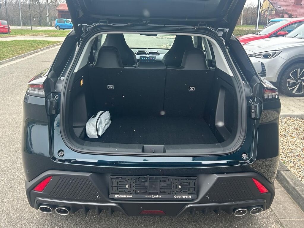 Dongfeng Ostatní SUV / Terénní 1,5 l 145 kw