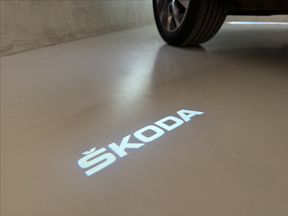 Škoda Karoq SUV / Terénní 1,5 l 110 kw