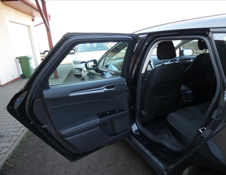 Ford Mondeo Kombi 2,0 l 110 kw