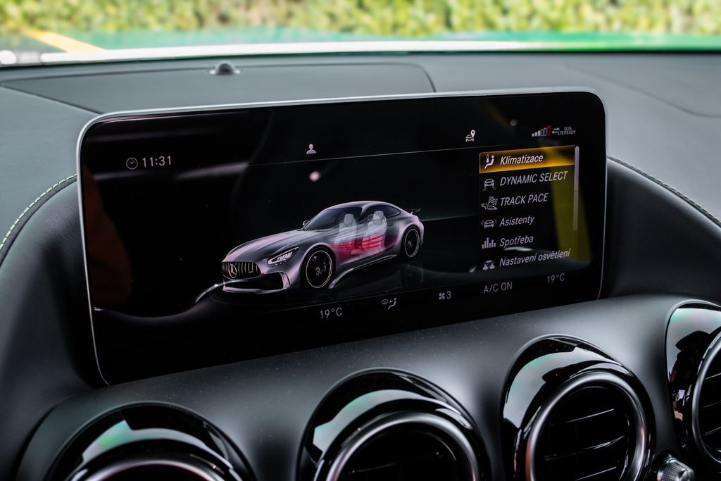 Mercedes-Benz AMG GT