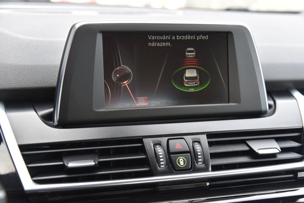 BMW Řada 2 MPV 1,5 l 100 kw