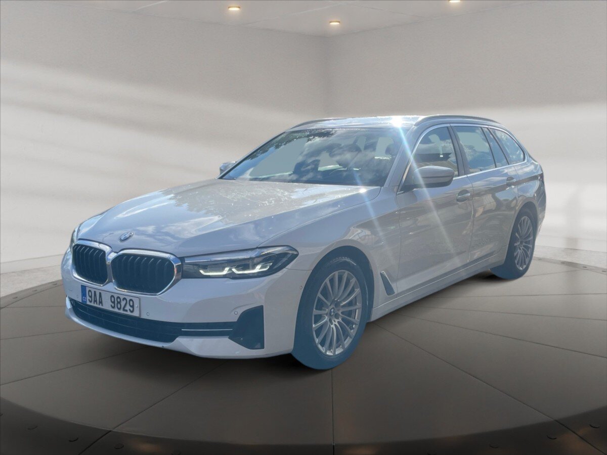 BMW Řada 5 Kombi 3,0 l 210 kw