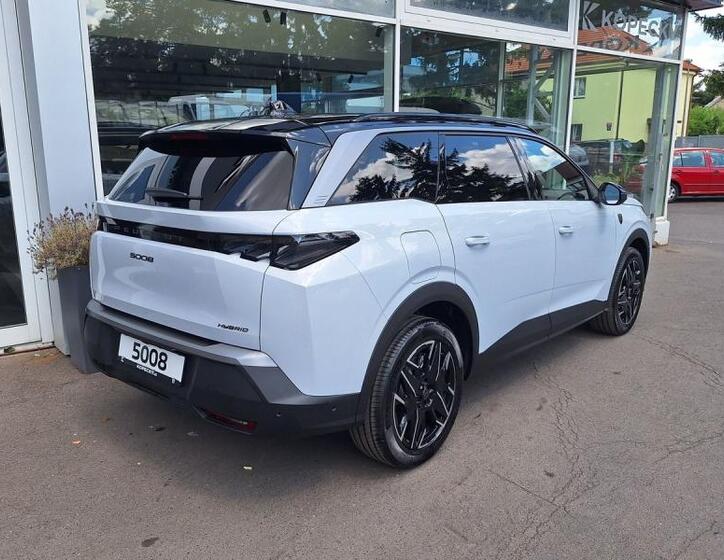 Peugeot 5008 8