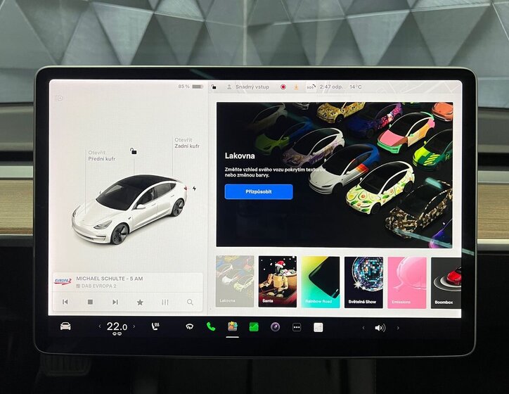 Tesla Model 3 Sedan / Limuzína 0,0 239 kw