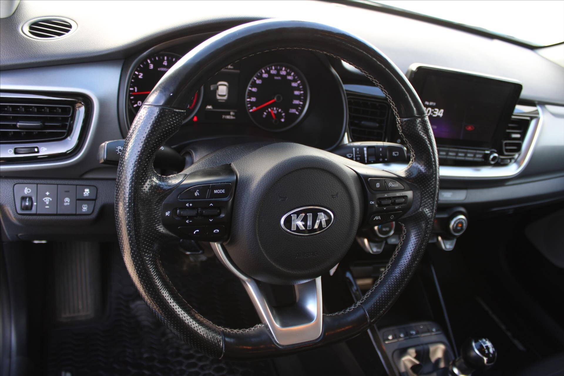 KIA Stonic Hatchback 1,2 l 61 kw