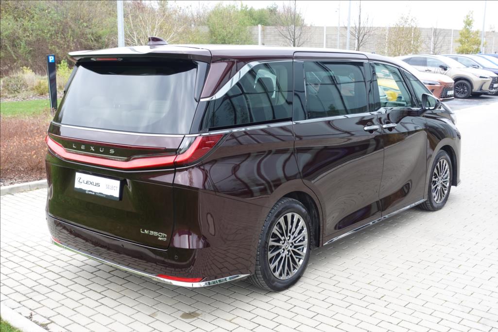 Lexus LM 350h