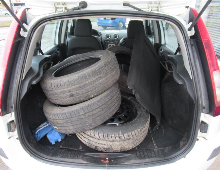 Ford Fusion Kombi 1,4 l 59 kw