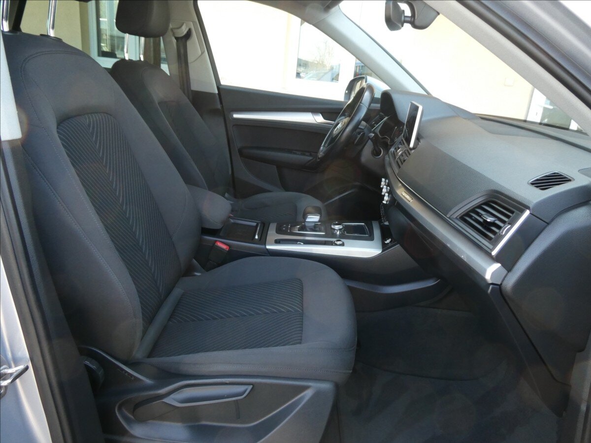 Audi Q5 SUV / Terénní 2,0 l 120 kw