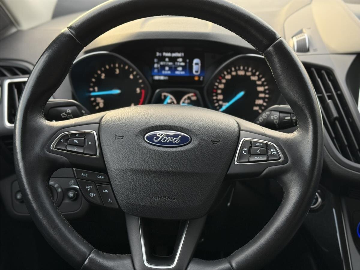 Ford Kuga SUV / Terénní 2,0 l 110 kw