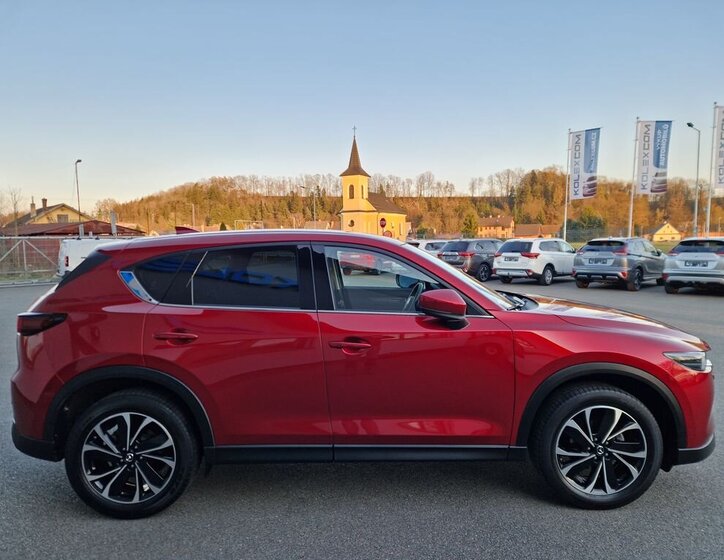 Mazda CX-5 SUV / Terénní 2,5 l 143 kw