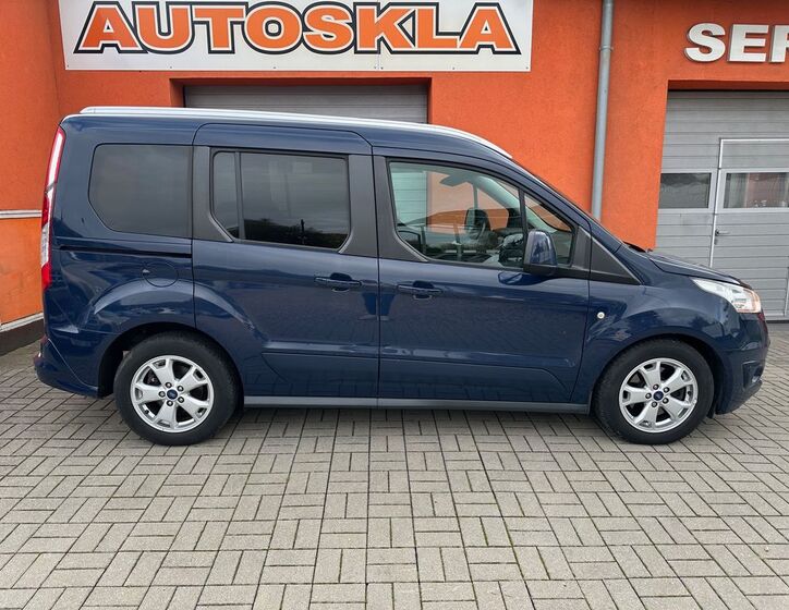 Ford Tourneo Connect 4