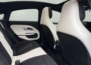 Mercedes-Benz CLA Sedan / Limuzína 1,3 l 120 kw