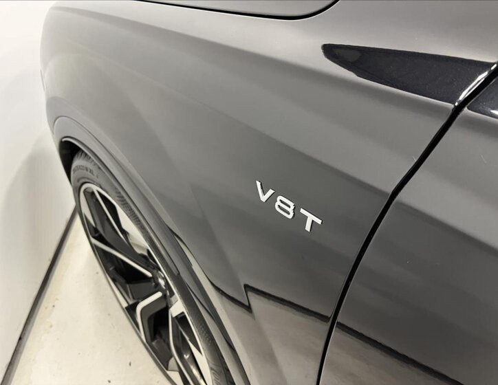 Audi SQ7 SUV / Terénní 4,0 l 320 kw