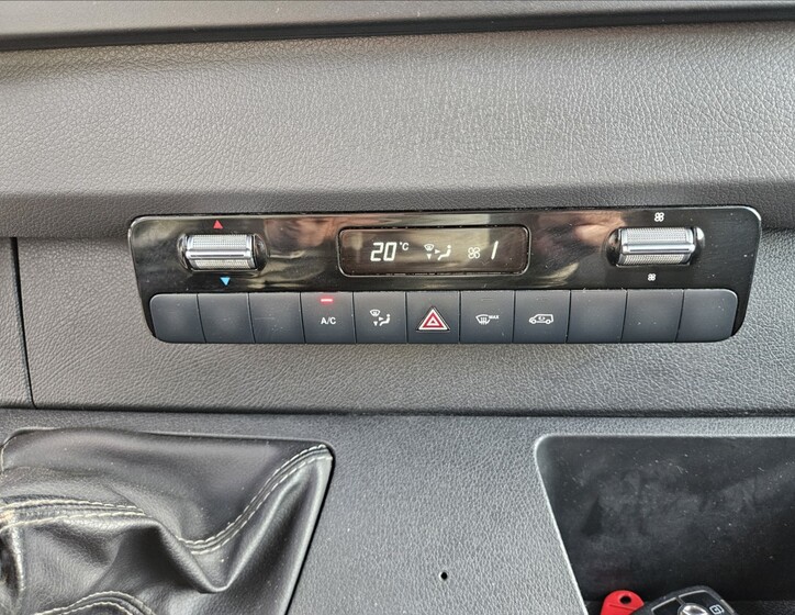 Mercedes-Benz Sprinter 15