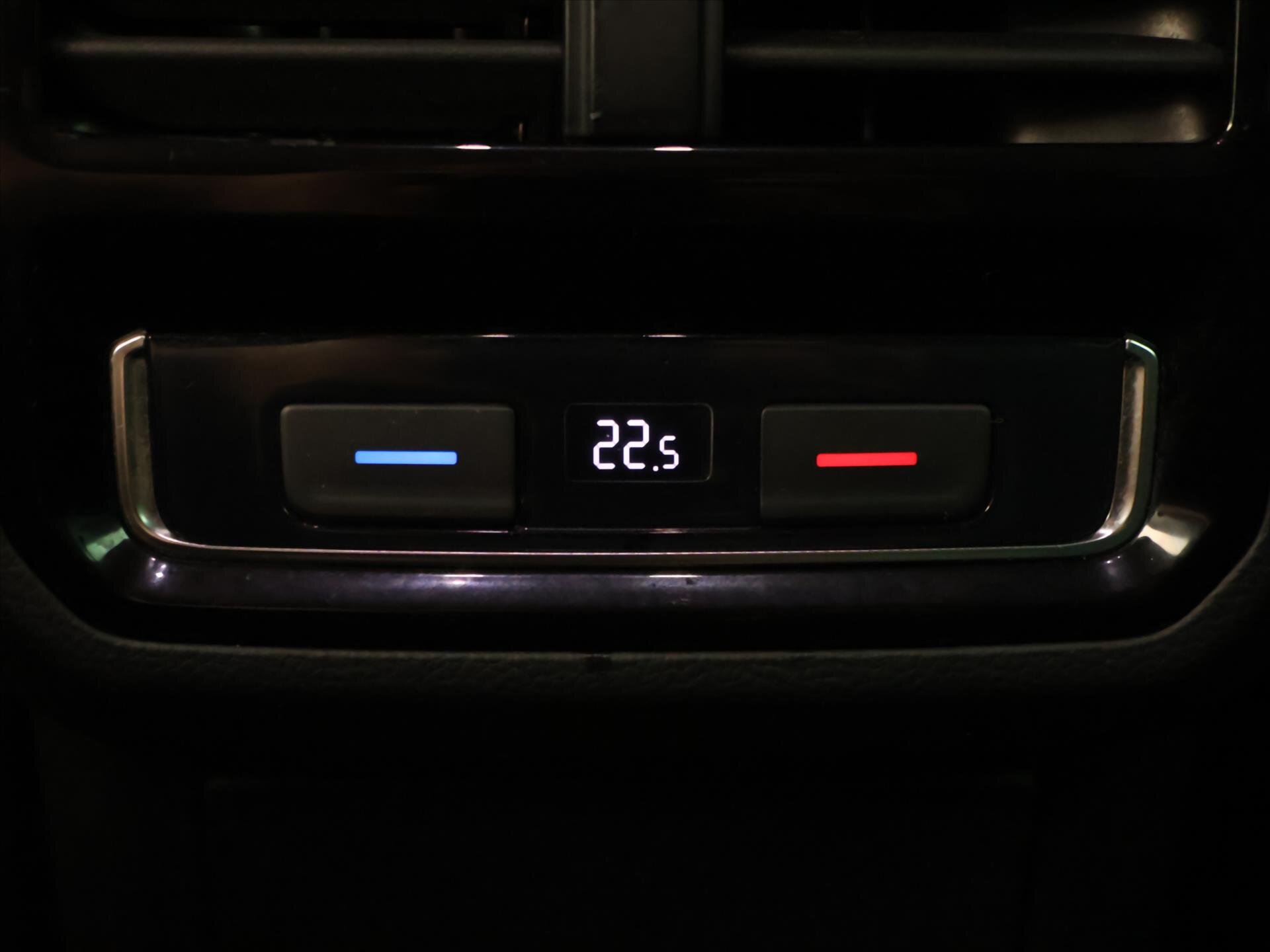 Volkswagen Passat Kombi 1,5 l 110 kw