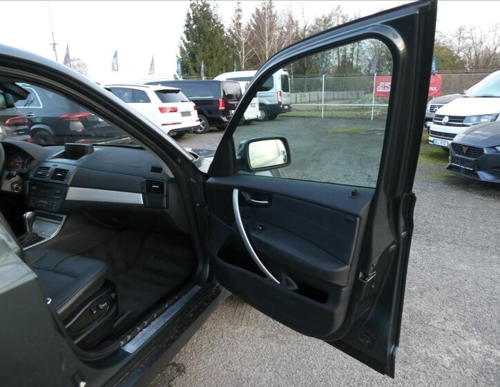 BMW X3 SUV / Terénní 2,0 l 130 kw