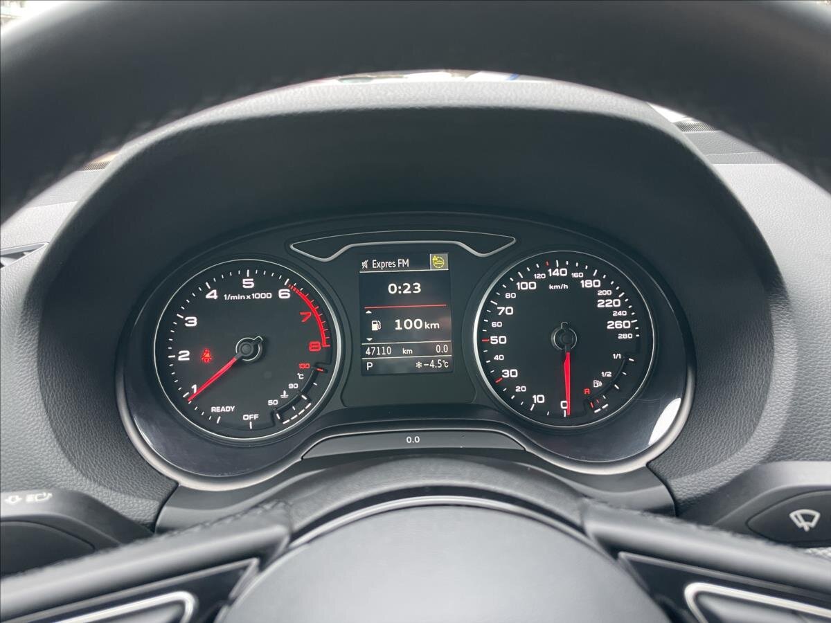 Audi Q2 SUV / Terénní 1,5 l 110 kw