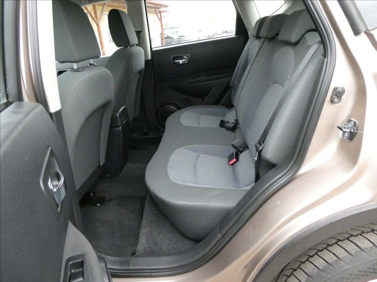 Nissan Qashqai SUV / Terénní 1,5 l 78 kw
