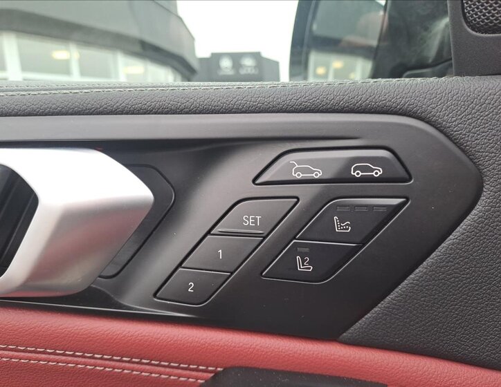 BMW X6 SUV 3,0 l 210 kw