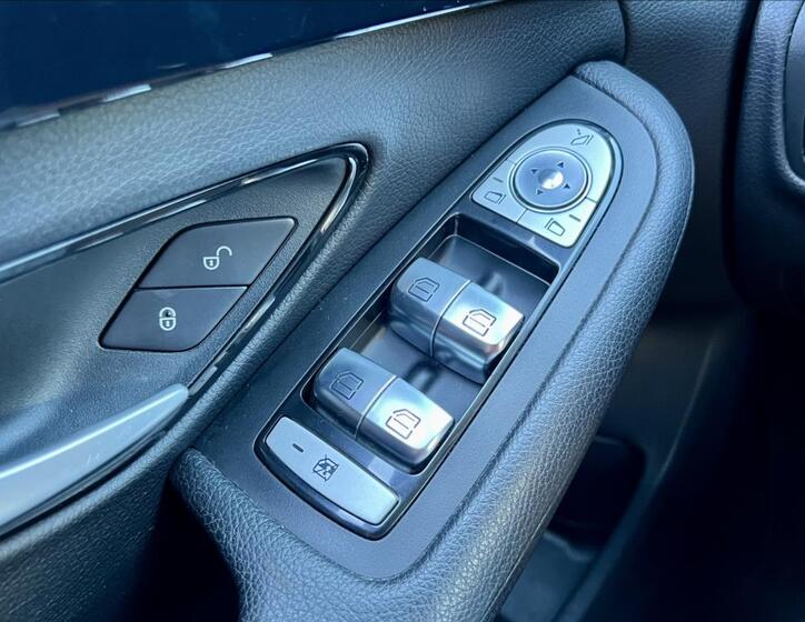 Mercedes-Benz Třídy C 39