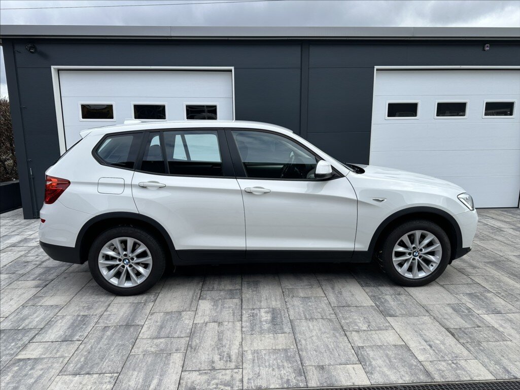 BMW X3 SUV / Terénní 2,0 l 180 kw