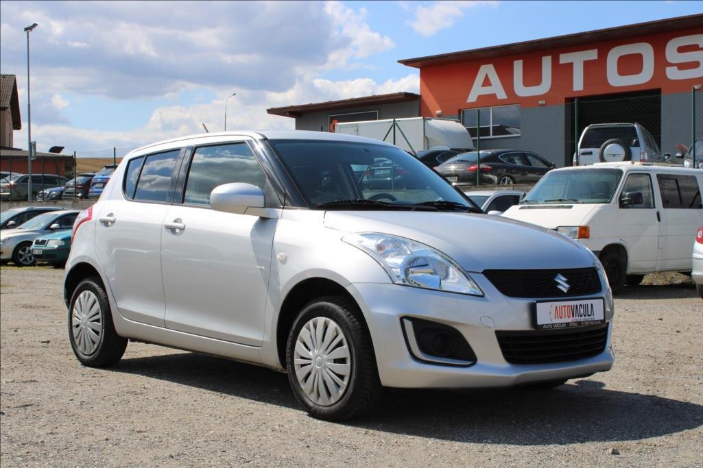 Suzuki Swift Hatchback 1,2 l 66 kw