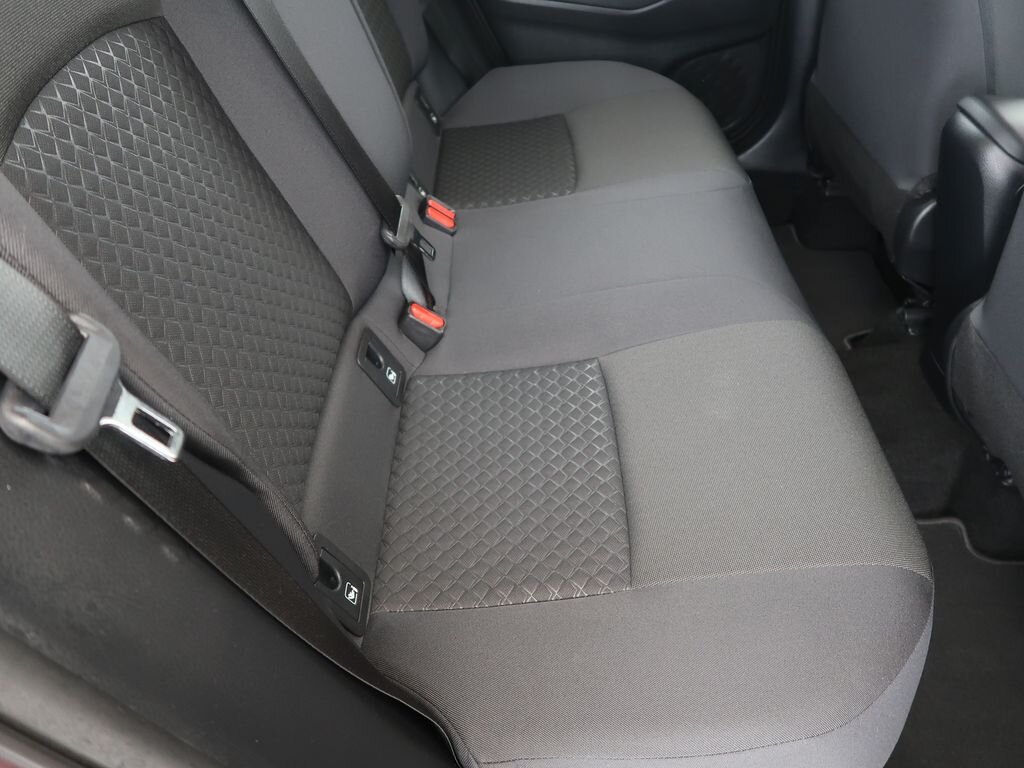 Toyota C-HR SUV / Terénní 1,8 l 72 kw