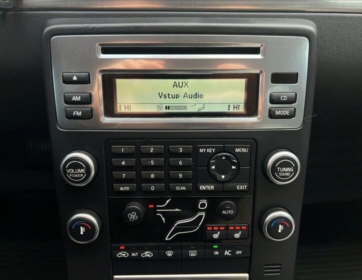 Volvo V70 Kombi 2,5 l 147 kw