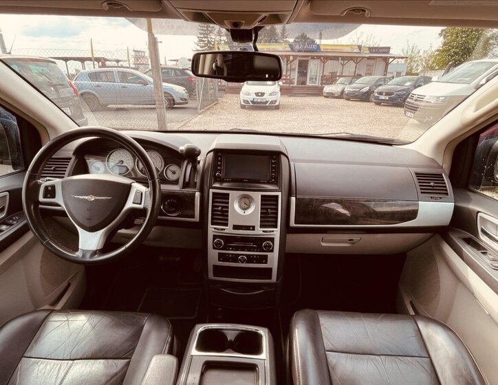 Chrysler Grand Voyager MPV 2,8 l 120 kw