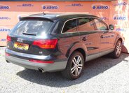 Audi Q7 SUV / Terénní 4,2 l 257 kw