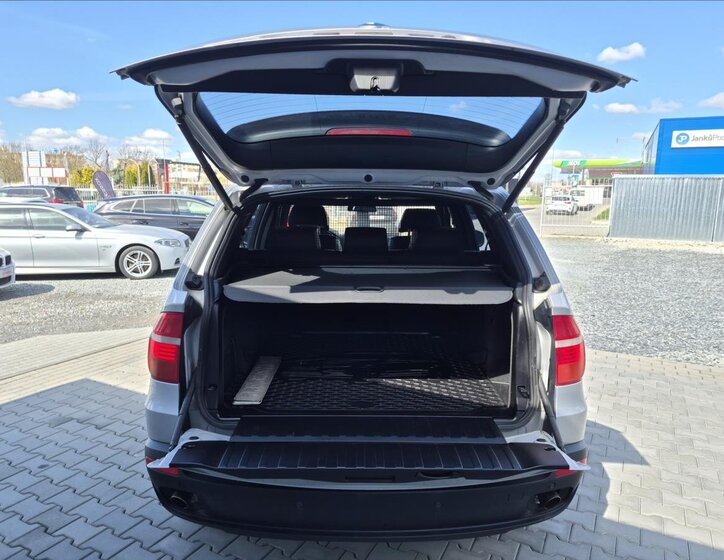 BMW X5 SUV / Terénní 3,0 l 173 kw