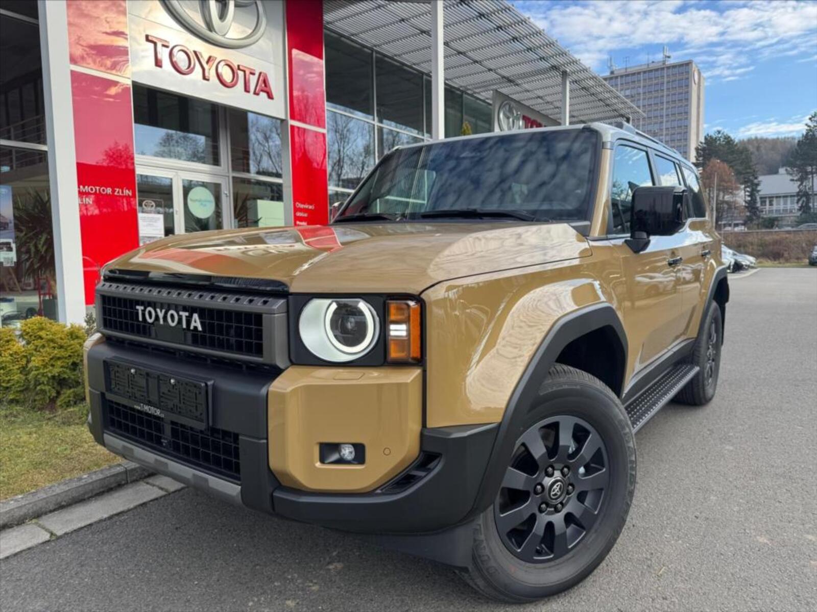 Toyota Land Cruiser 4